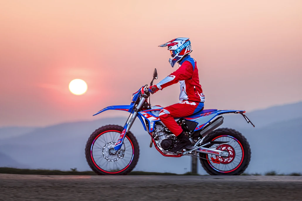 RR-125-4T-R-beta-visintin-moto_4